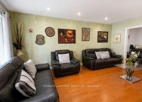 5 Collingsbrook Boulevard thumbnail 2