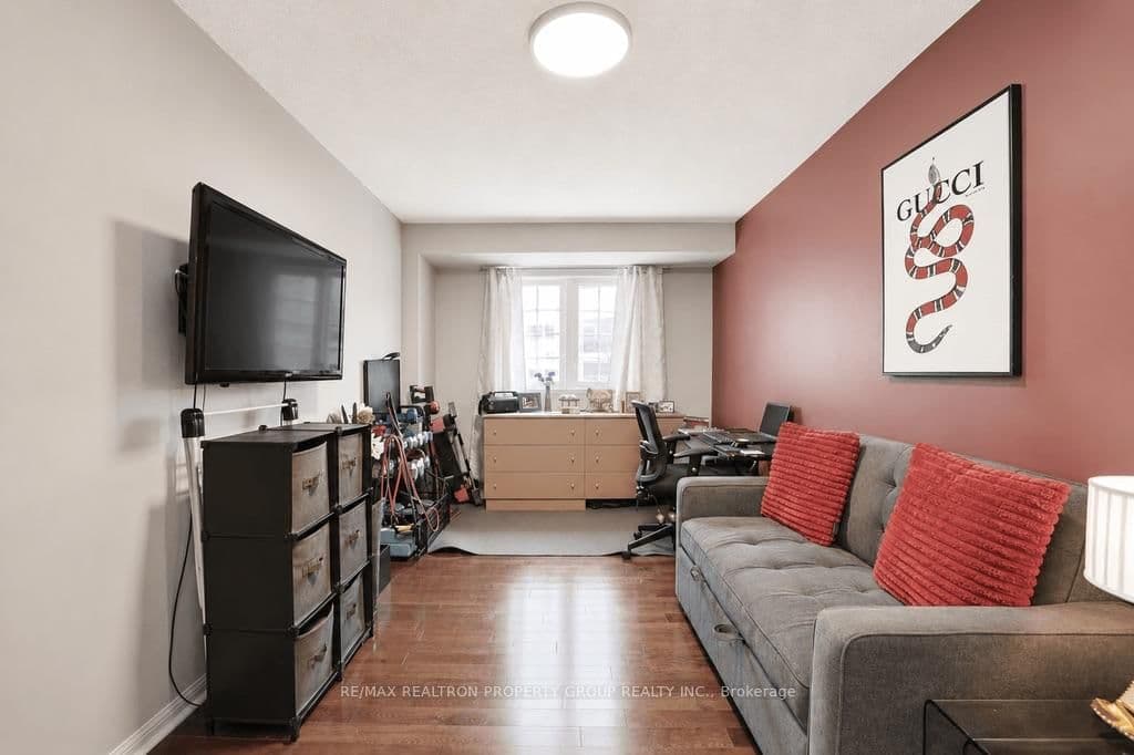 1400 The Esplanade N, Unit 402 thumbnail 14