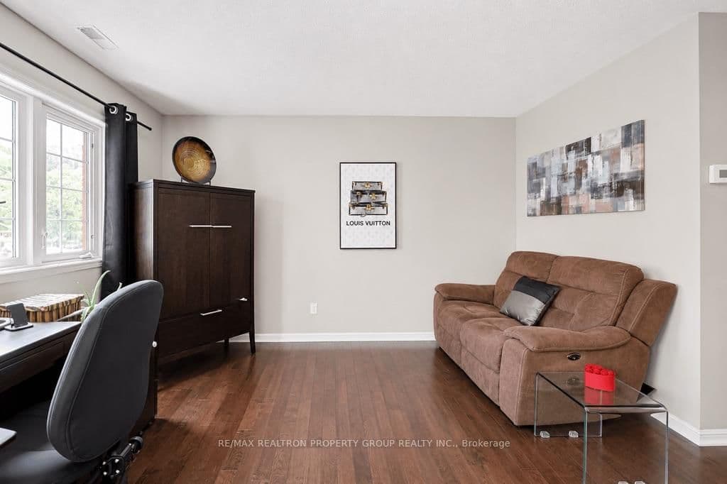 1400 The Esplanade N, Unit 402 thumbnail 8
