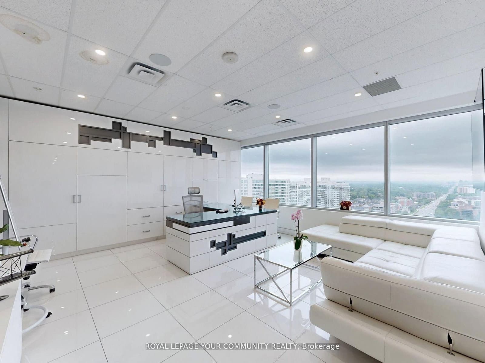 7191 Yonge Street, Unit 1101/1102/1114 thumbnail 4