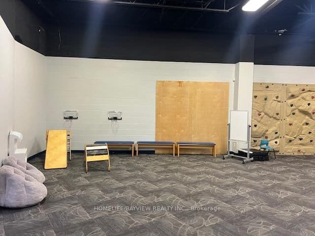 50 Anderson Avenue, Unit 13 thumbnail 17