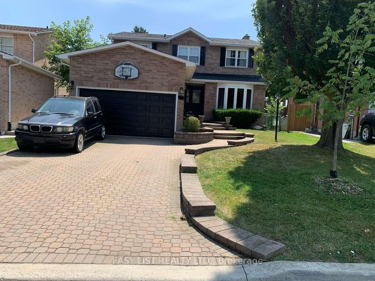 102 Burwell Crescent thumbnail 32