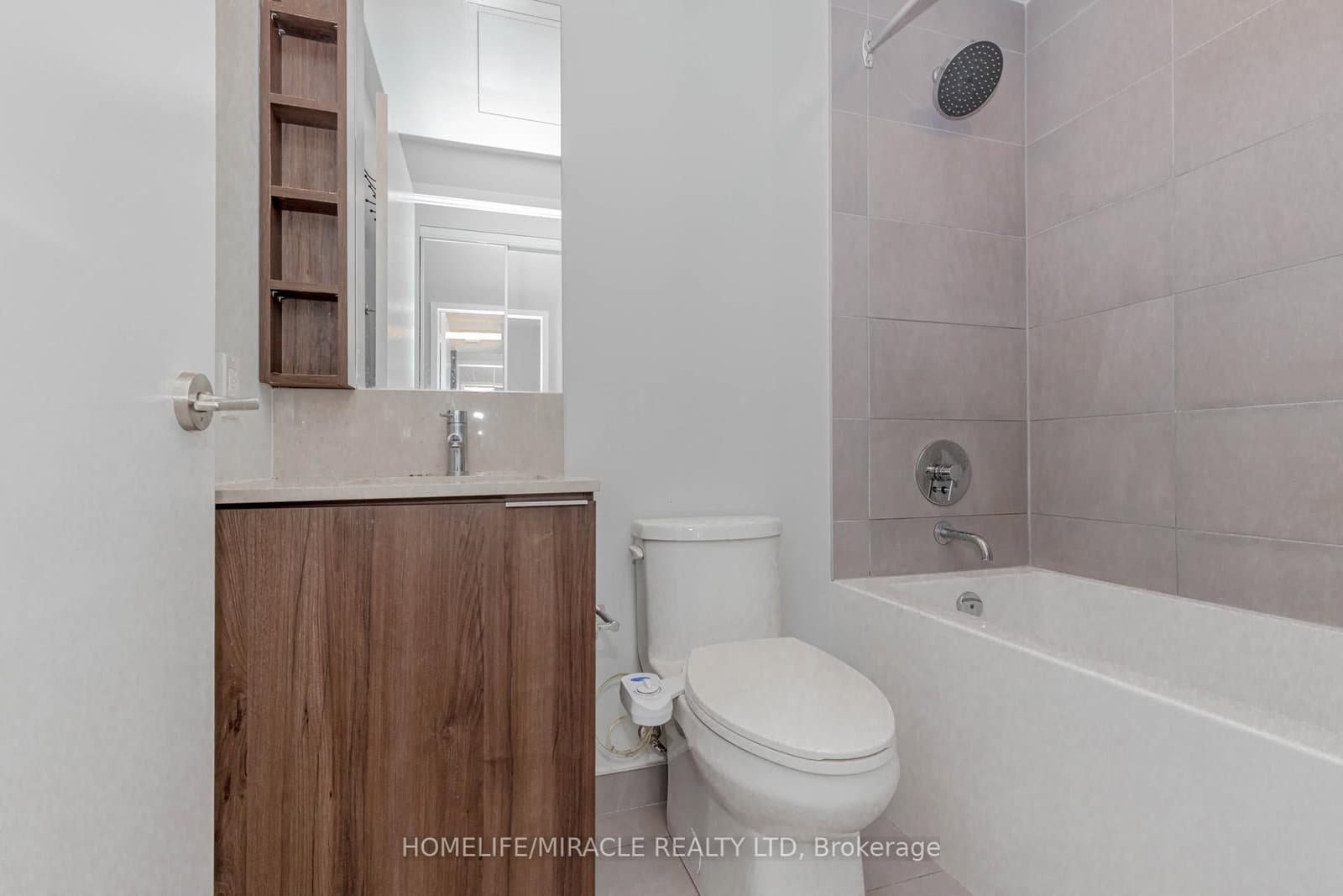 7890 Jane Street, Unit 501 thumbnail 24