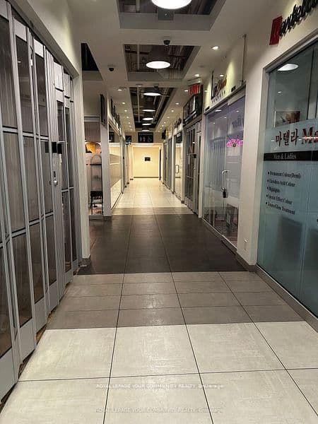 7181 Yonge Street, Unit #256 thumbnail 4