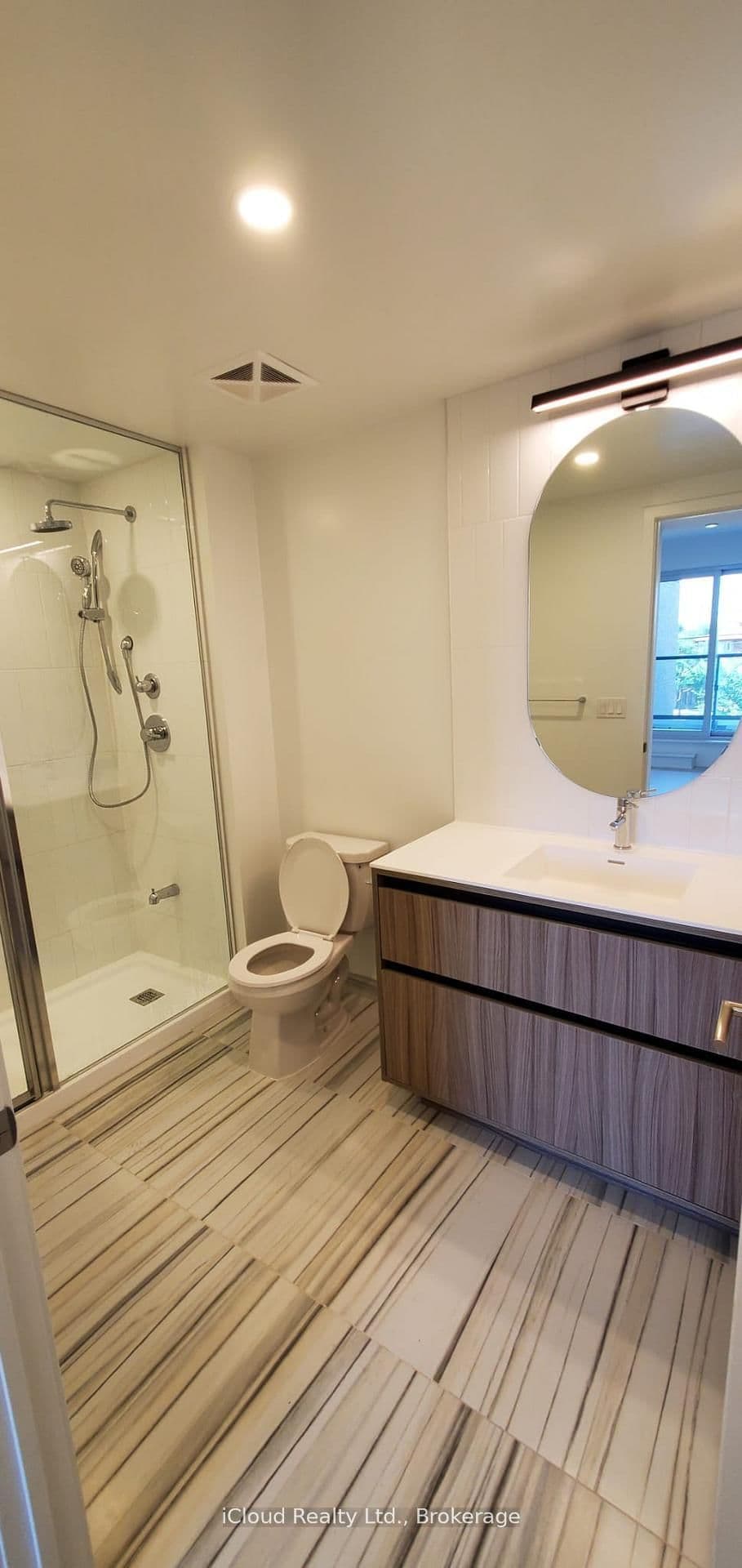 7950 Bathurst Street, Unit 210 thumbnail 5