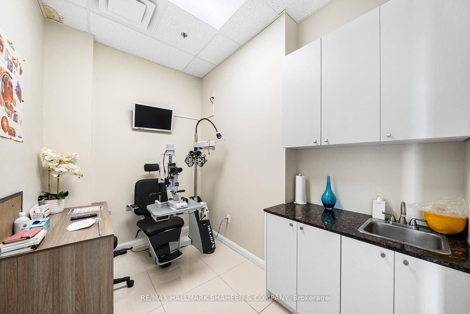 9610 Yonge Street, Unit B10 thumbnail 8