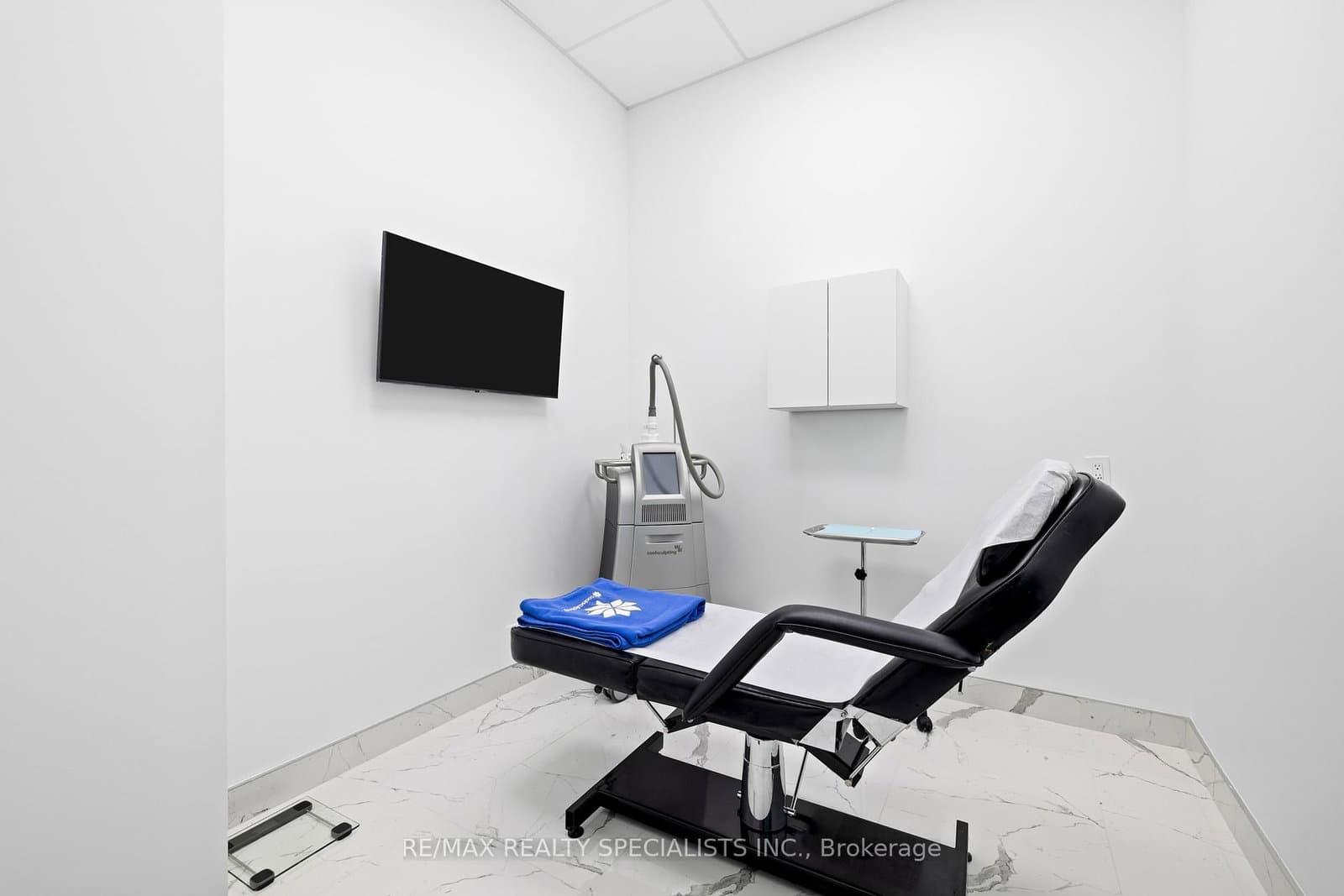 7097 Yonge Street, Unit 1 thumbnail 28