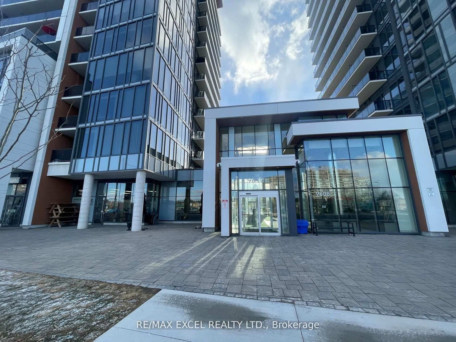 9610 Yonge Street, Unit B1 - Image 1