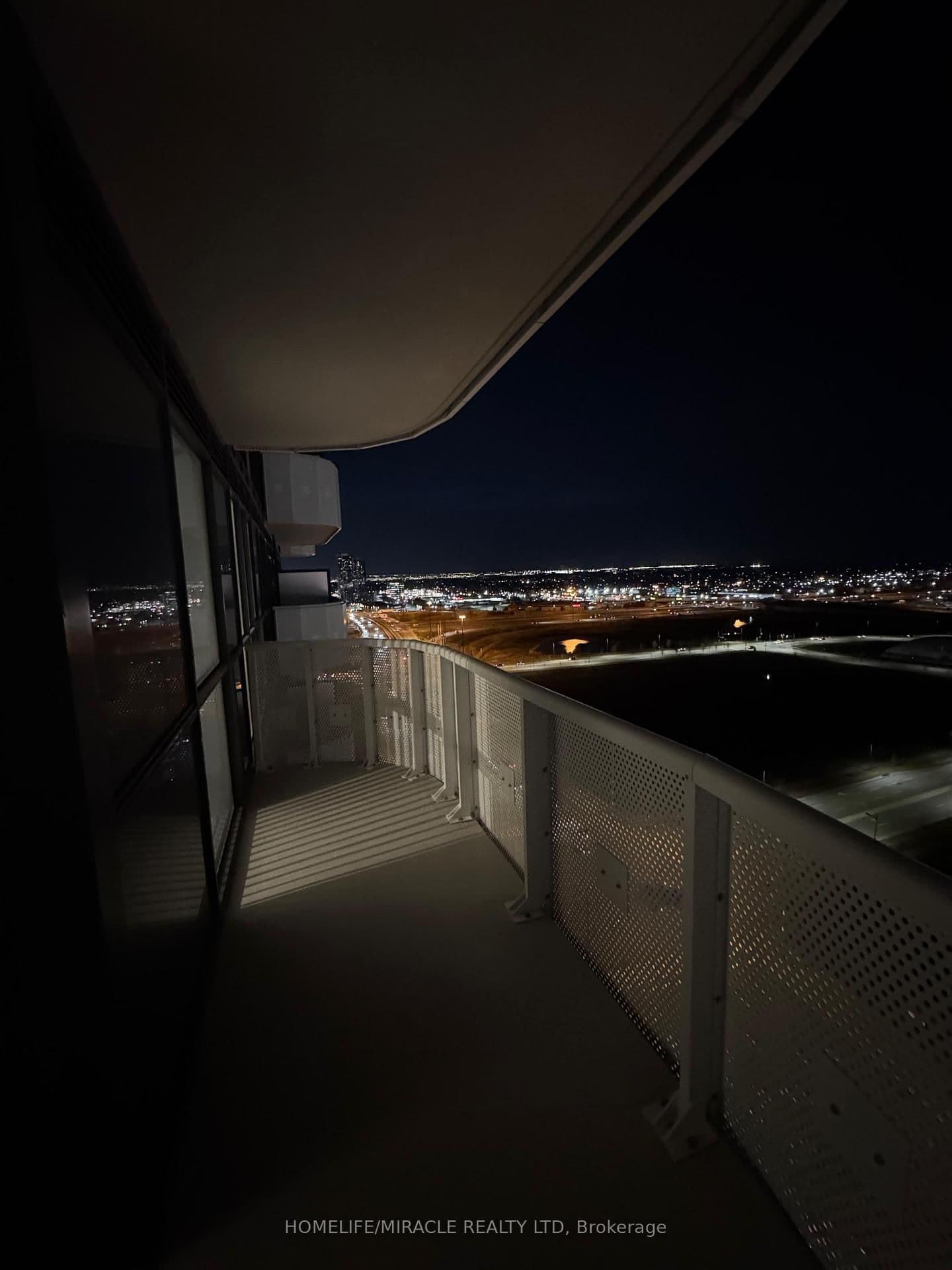 225 Commerce Street, Unit 2012 thumbnail 10