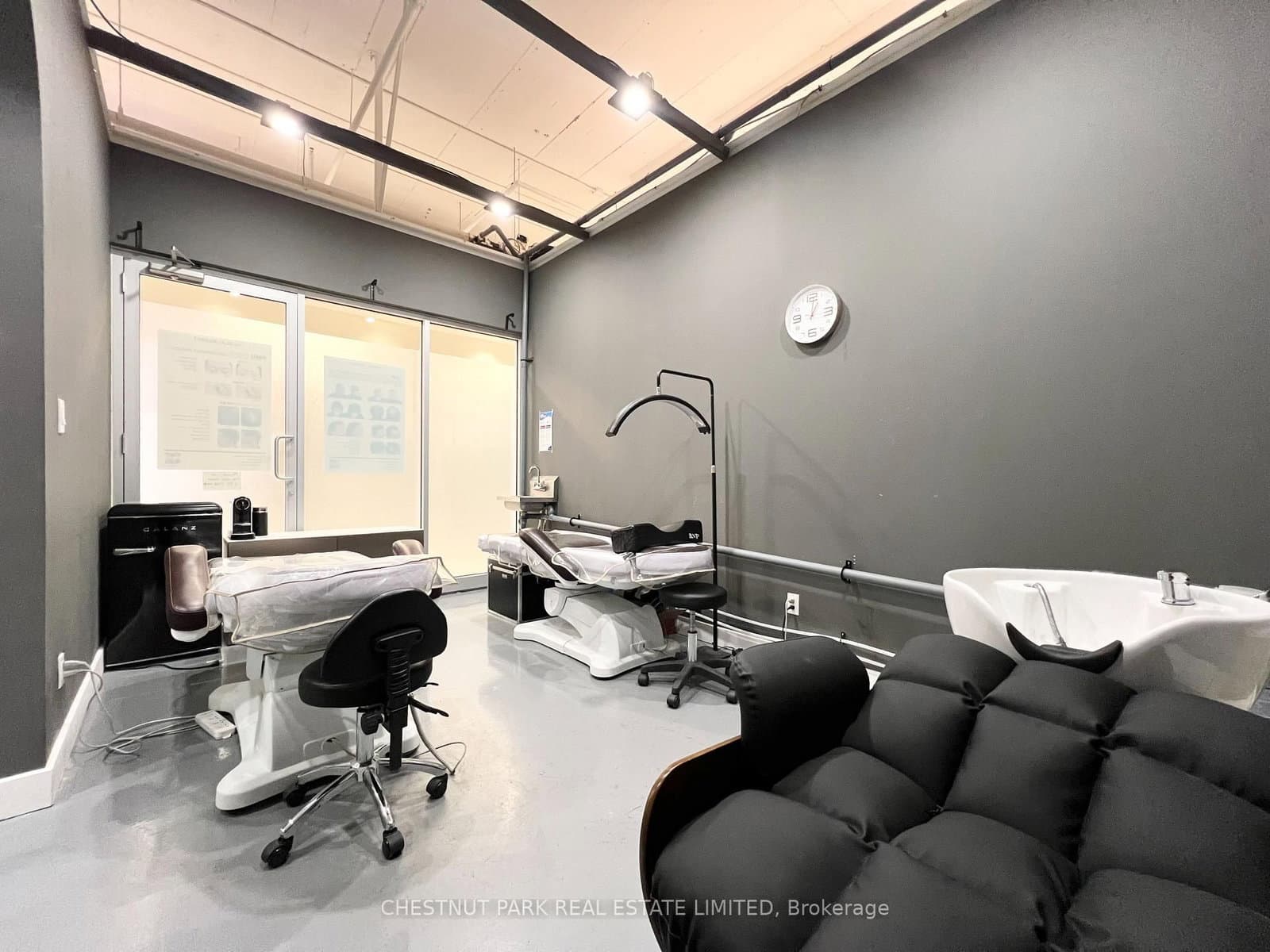 7181 Yonge Street, Unit 208 - Image 1