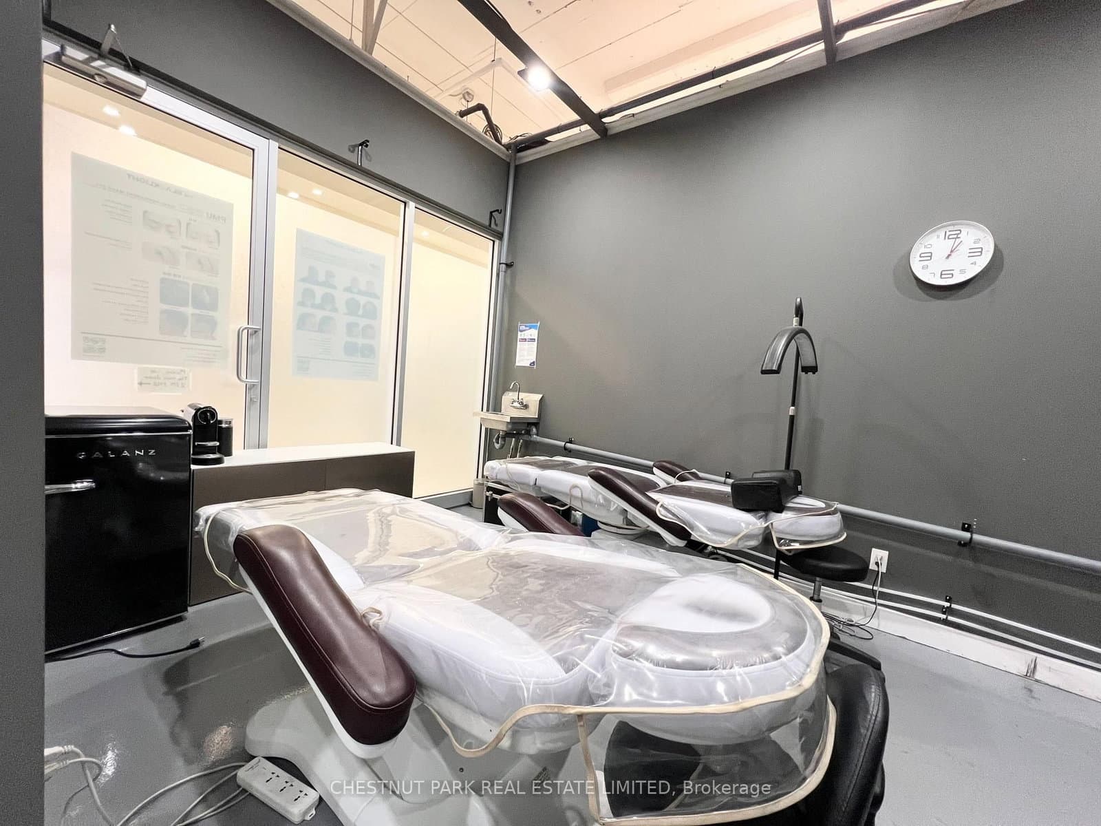 7181 Yonge Street, Unit 208 thumbnail 2