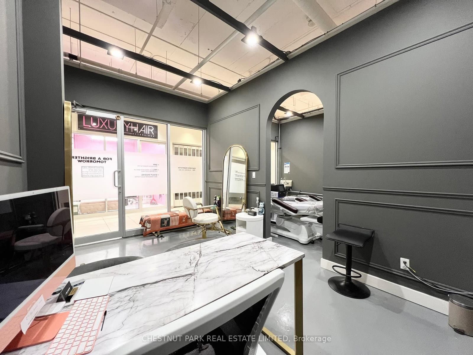 7181 Yonge Street, Unit 208 thumbnail 5