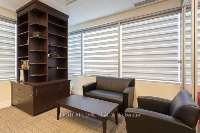 7191 Yonge Street, Unit 509 thumbnail 12
