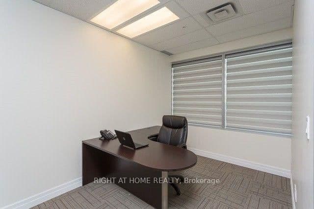 7191 Yonge Street, Unit 509 thumbnail 5