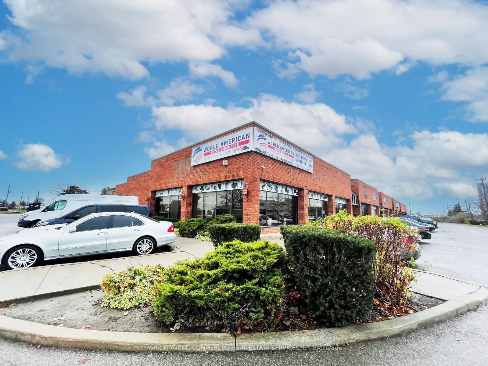176 Creditstone Road, Unit 10 - Image 1
