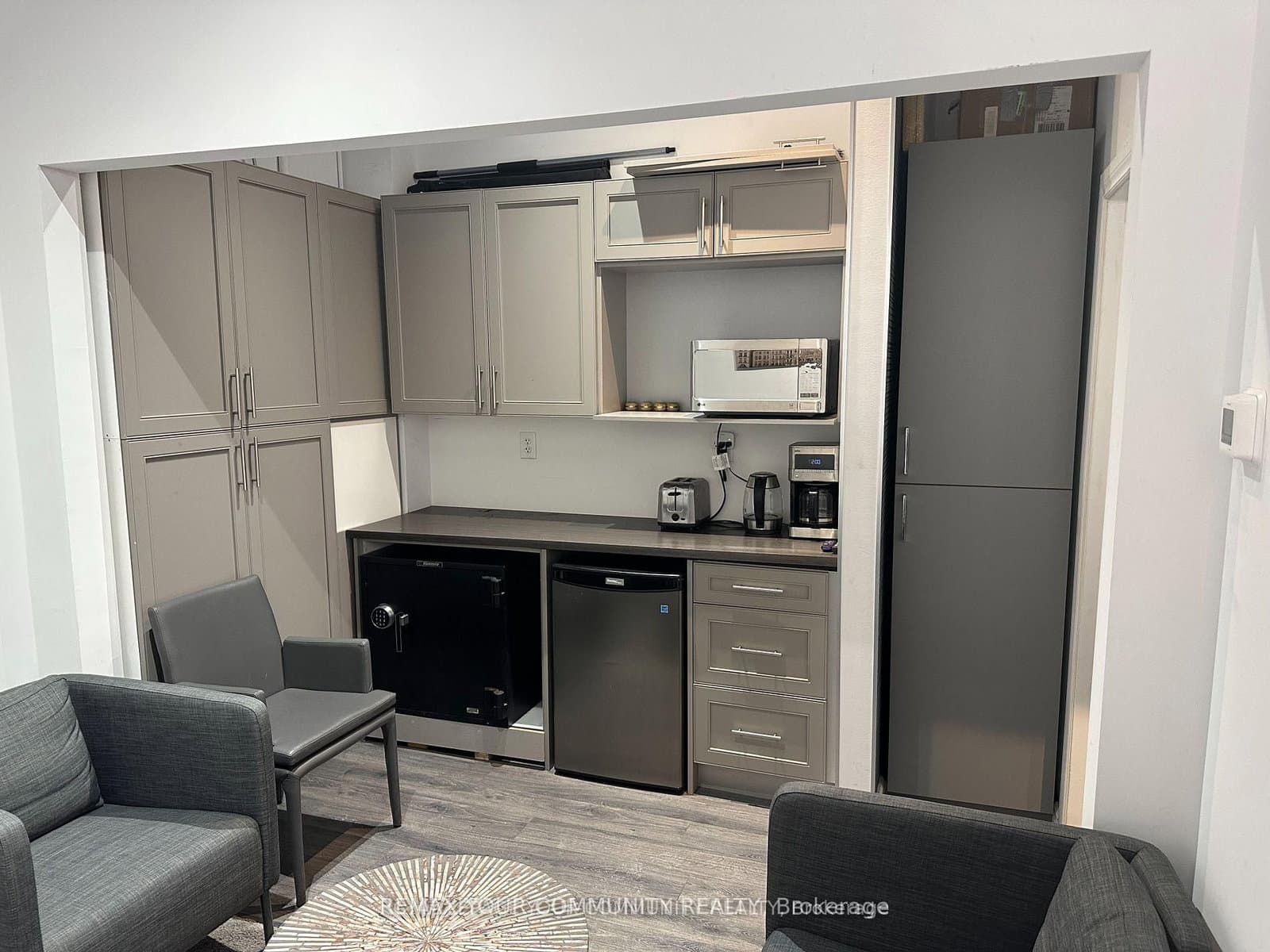 7181 Yonge Street, Unit 18 thumbnail 14