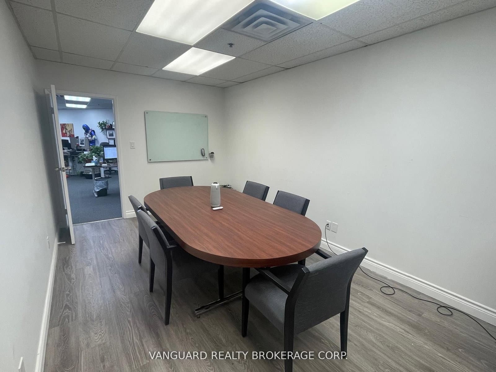 231 Millway Avenue, Unit 18 thumbnail 3