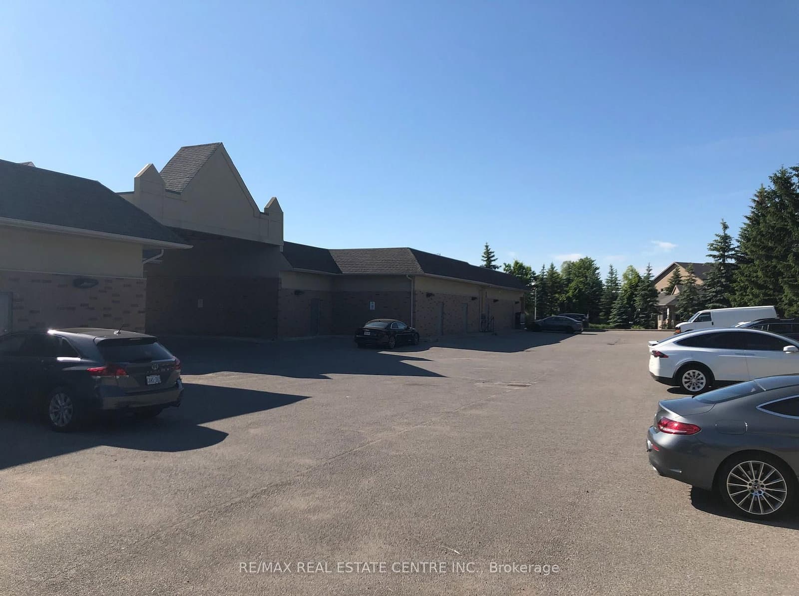 5 Swan Lake Boulevard, Unit 7 thumbnail 6
