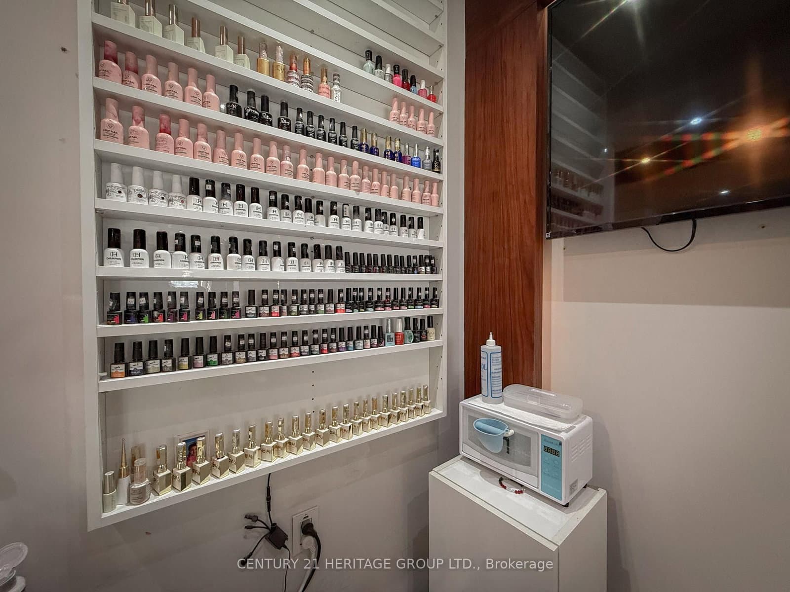 8910 Yonge Street, Unit 9 thumbnail 11