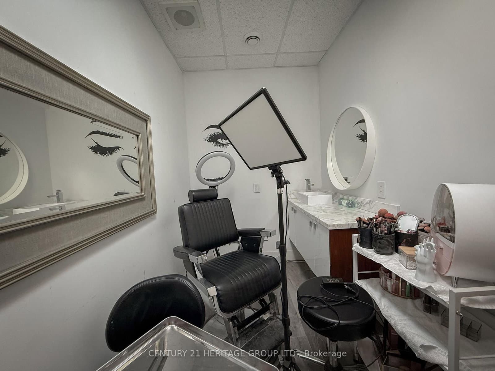 8910 Yonge Street, Unit 9 thumbnail 15