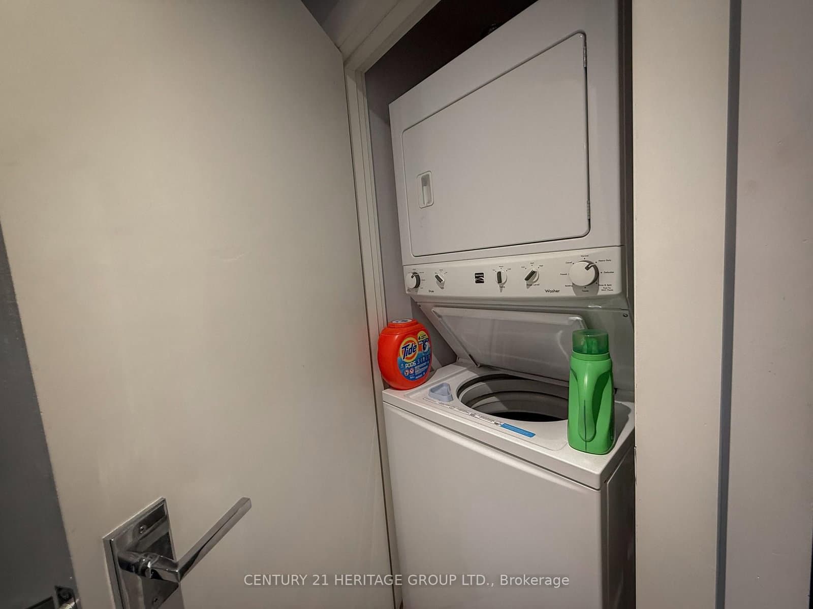 8910 Yonge Street, Unit 9 thumbnail 18