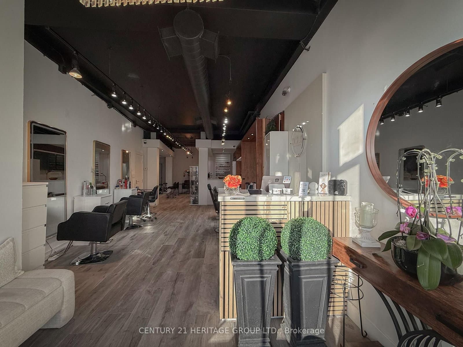 8910 Yonge Street, Unit 9 thumbnail 2
