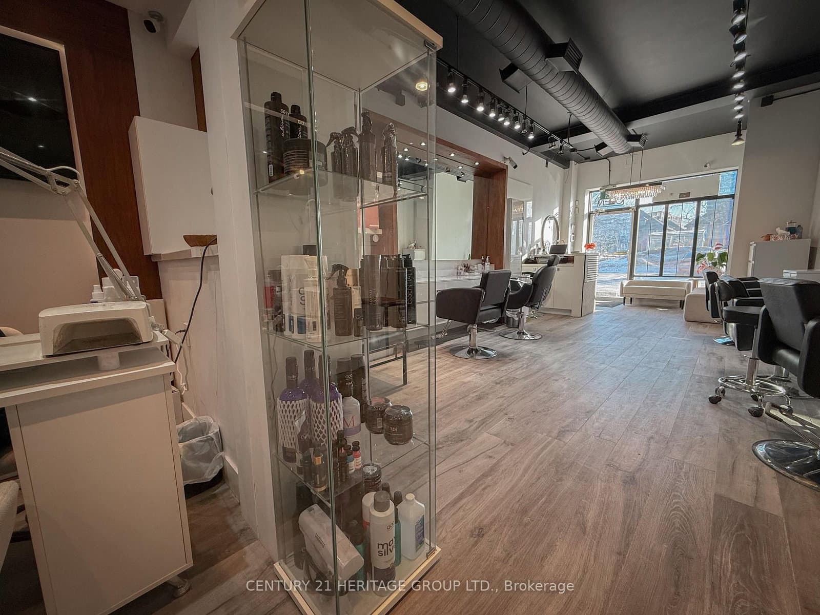8910 Yonge Street, Unit 9 thumbnail 21