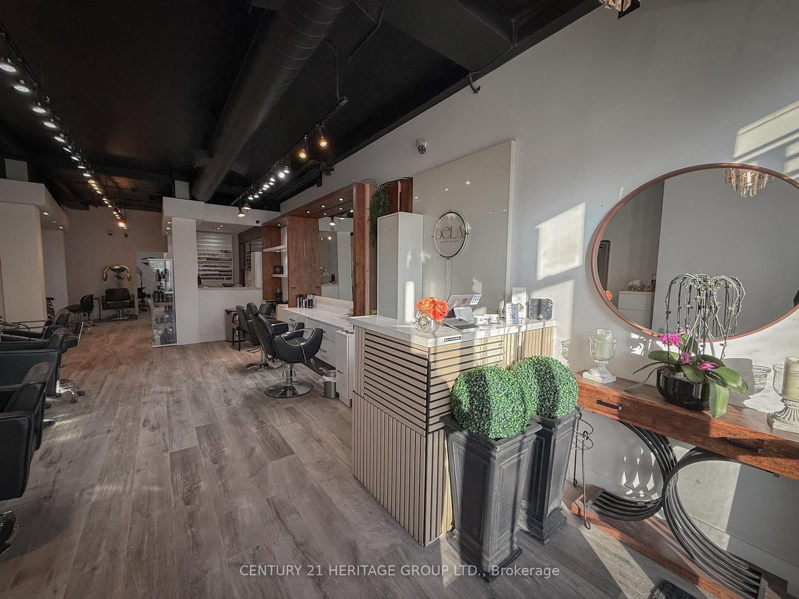 8910 Yonge Street, Unit 9 thumbnail 3
