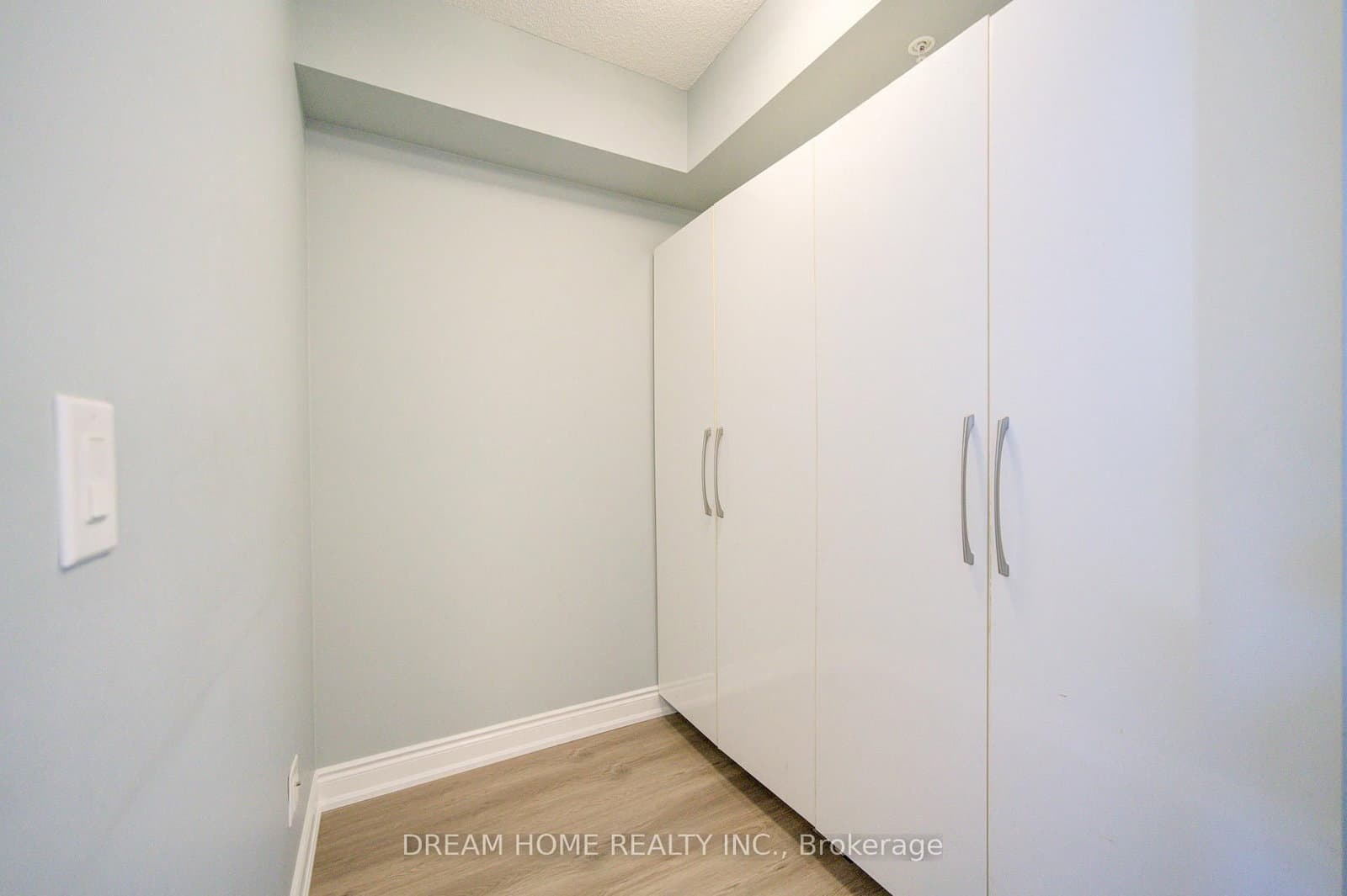 2396 Major Mackenzie Drive, Unit 322 thumbnail 18