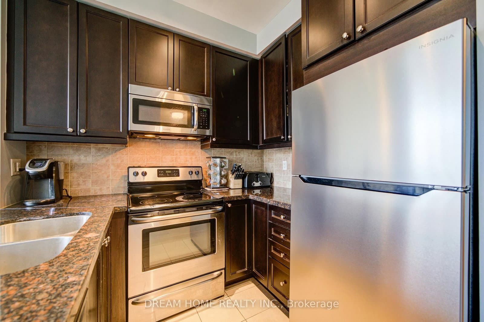 2396 Major Mackenzie Drive, Unit 322 thumbnail 9
