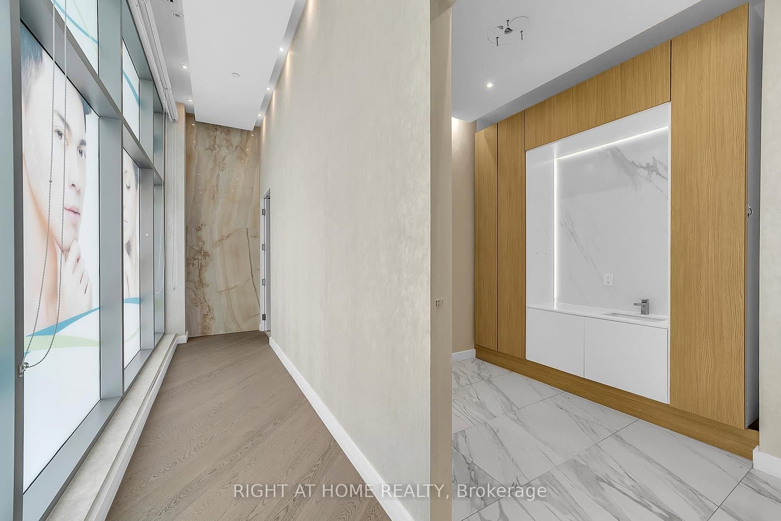 7191 Yonge Street, Unit 115/116 thumbnail 8