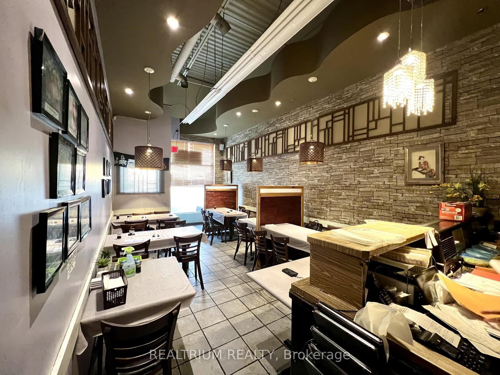 7010 Warden Avenue, Unit 38 thumbnail 2