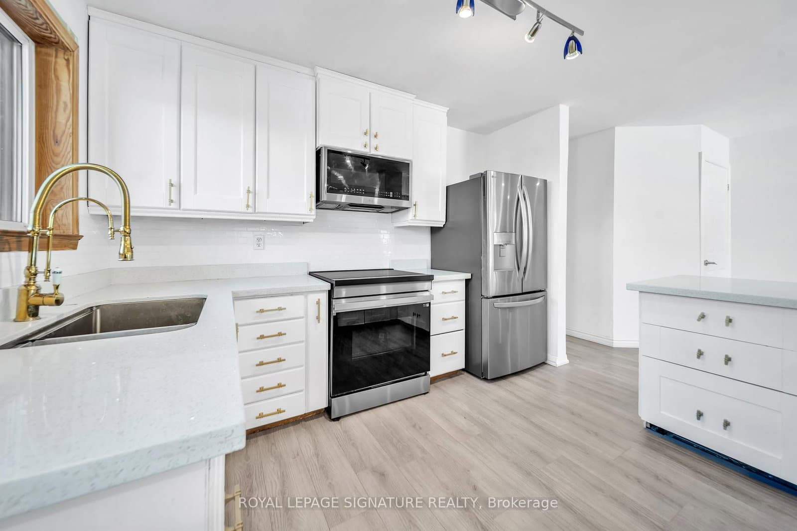 21 Huron Court thumbnail 14