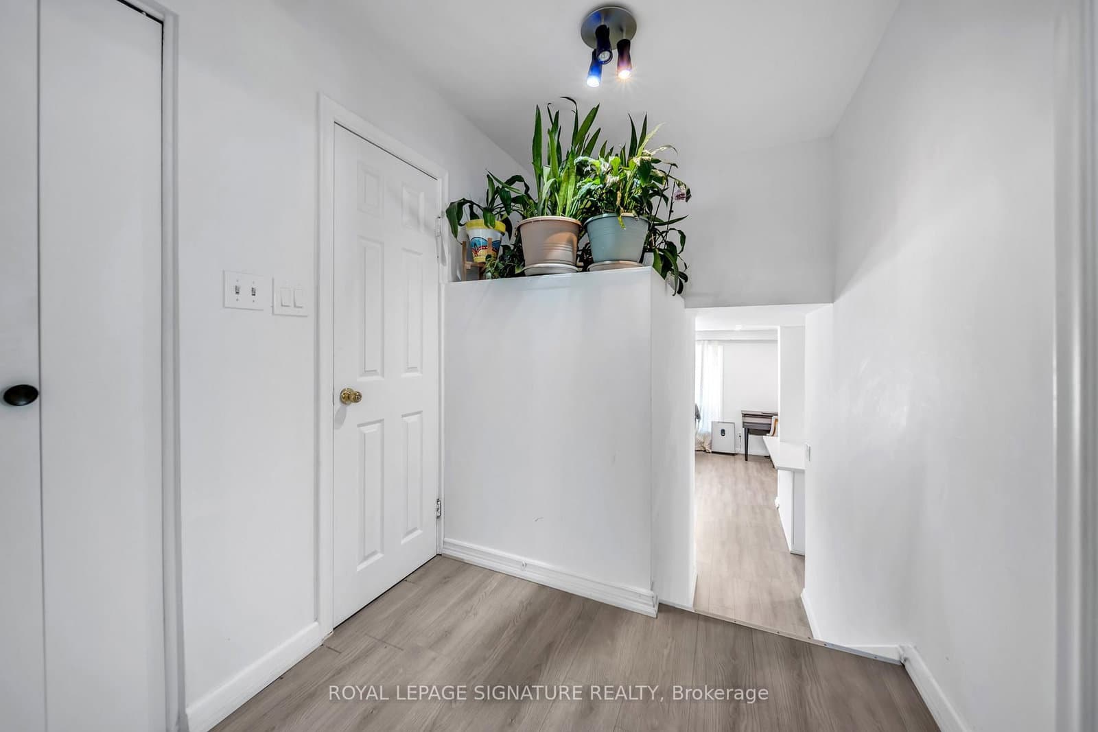 21 Huron Court thumbnail 26