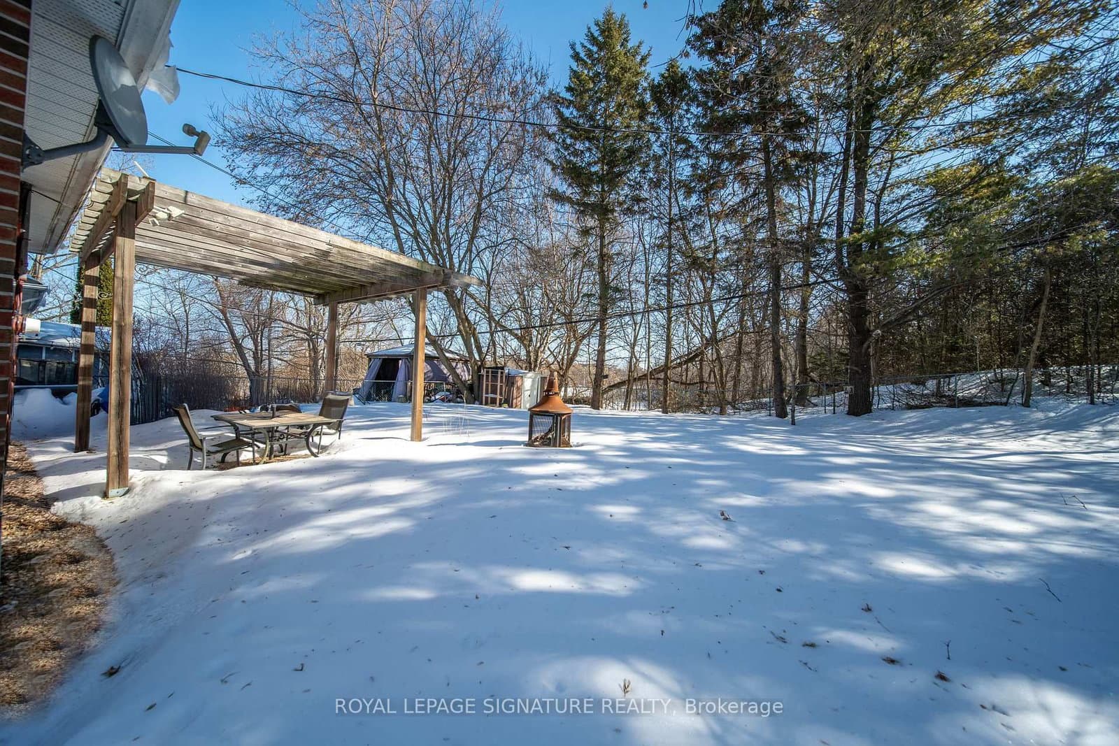 21 Huron Court thumbnail 3