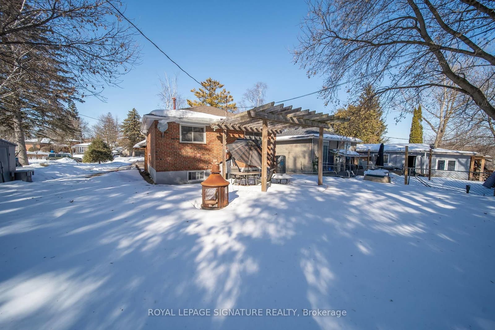 21 Huron Court thumbnail 36