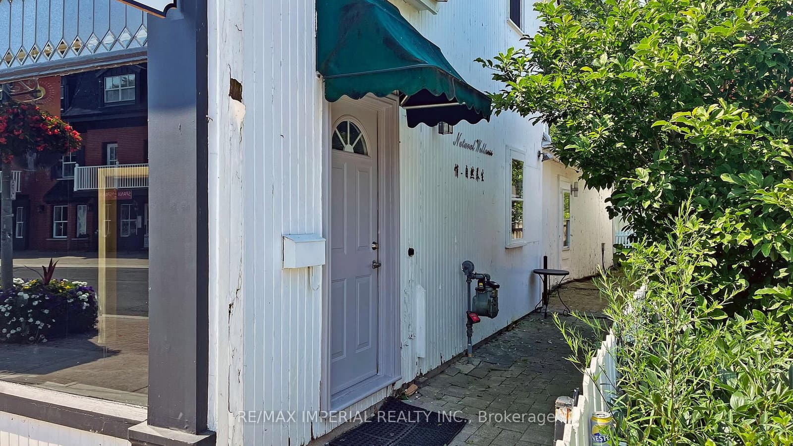 156 Main St Unionville thumbnail 10