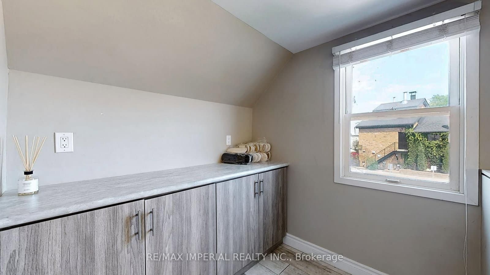156 Main St Unionville thumbnail 34