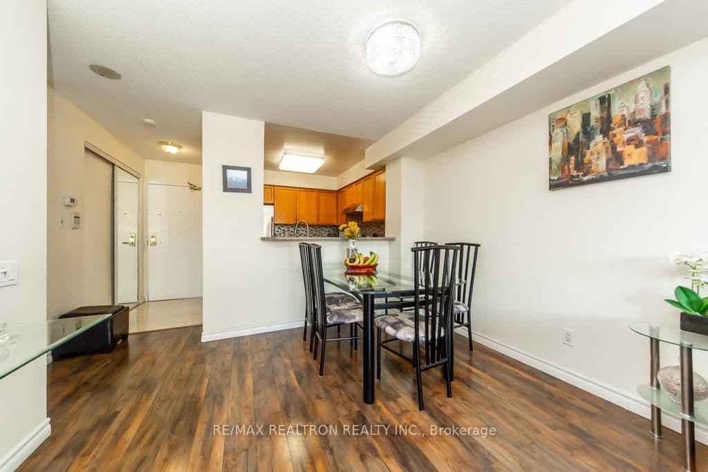 5 Emerald Lane, Unit 306 thumbnail 17