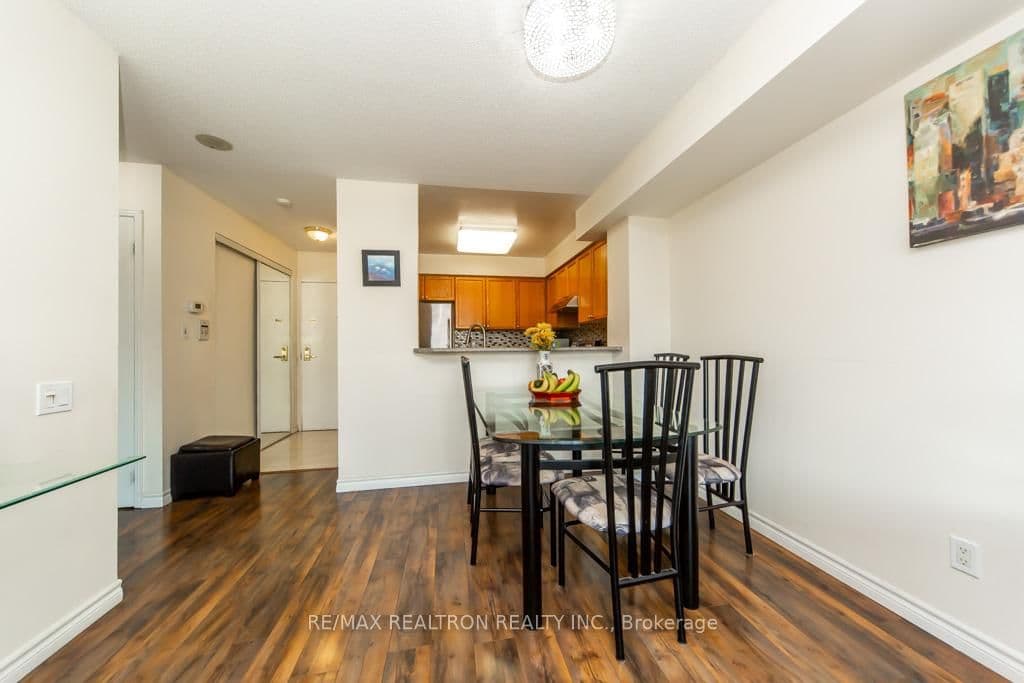 5 Emerald Lane, Unit 306 thumbnail 18