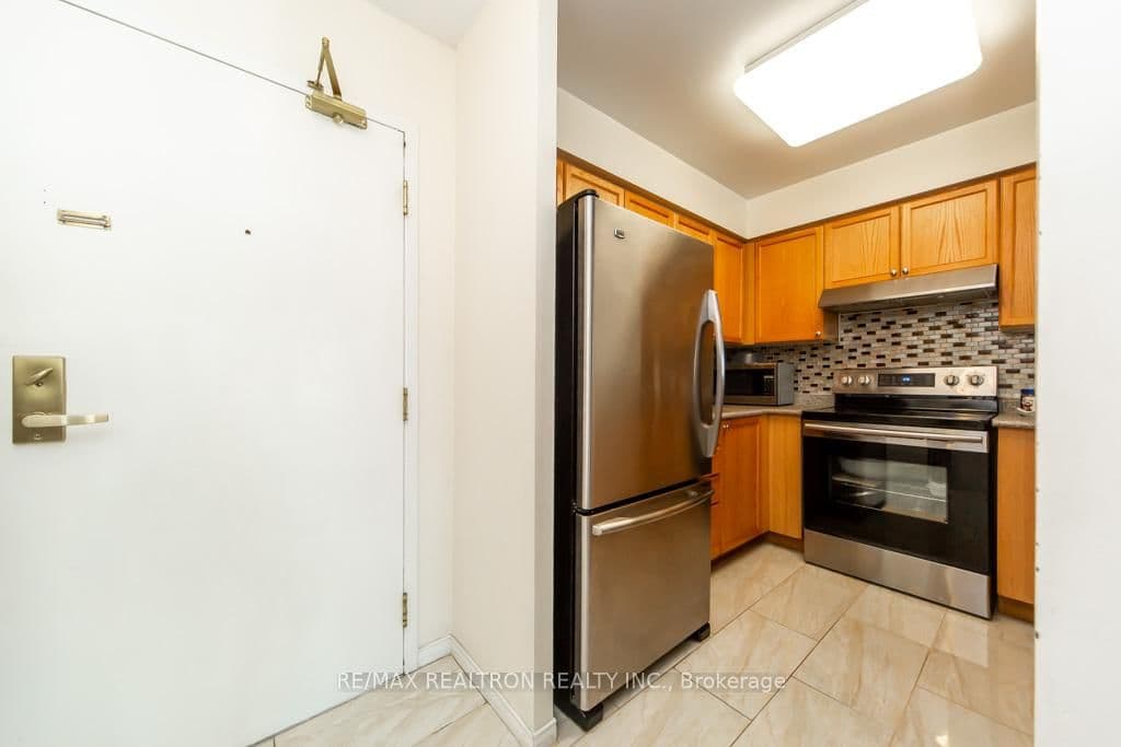 5 Emerald Lane, Unit 306 thumbnail 21