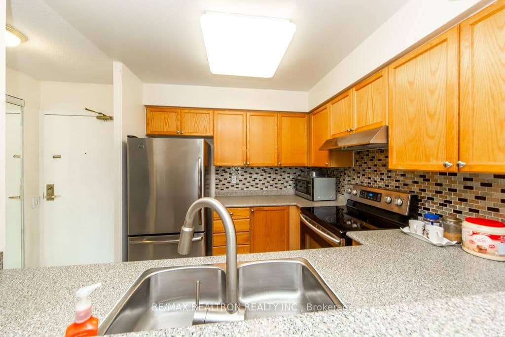 5 Emerald Lane, Unit 306 thumbnail 24