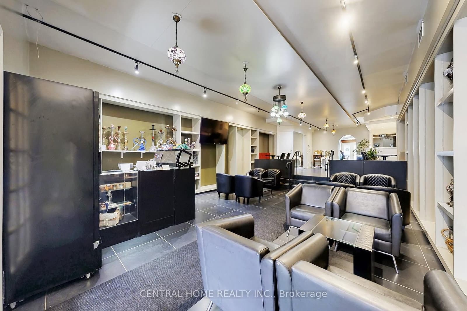 15231 Yonge Street thumbnail 14