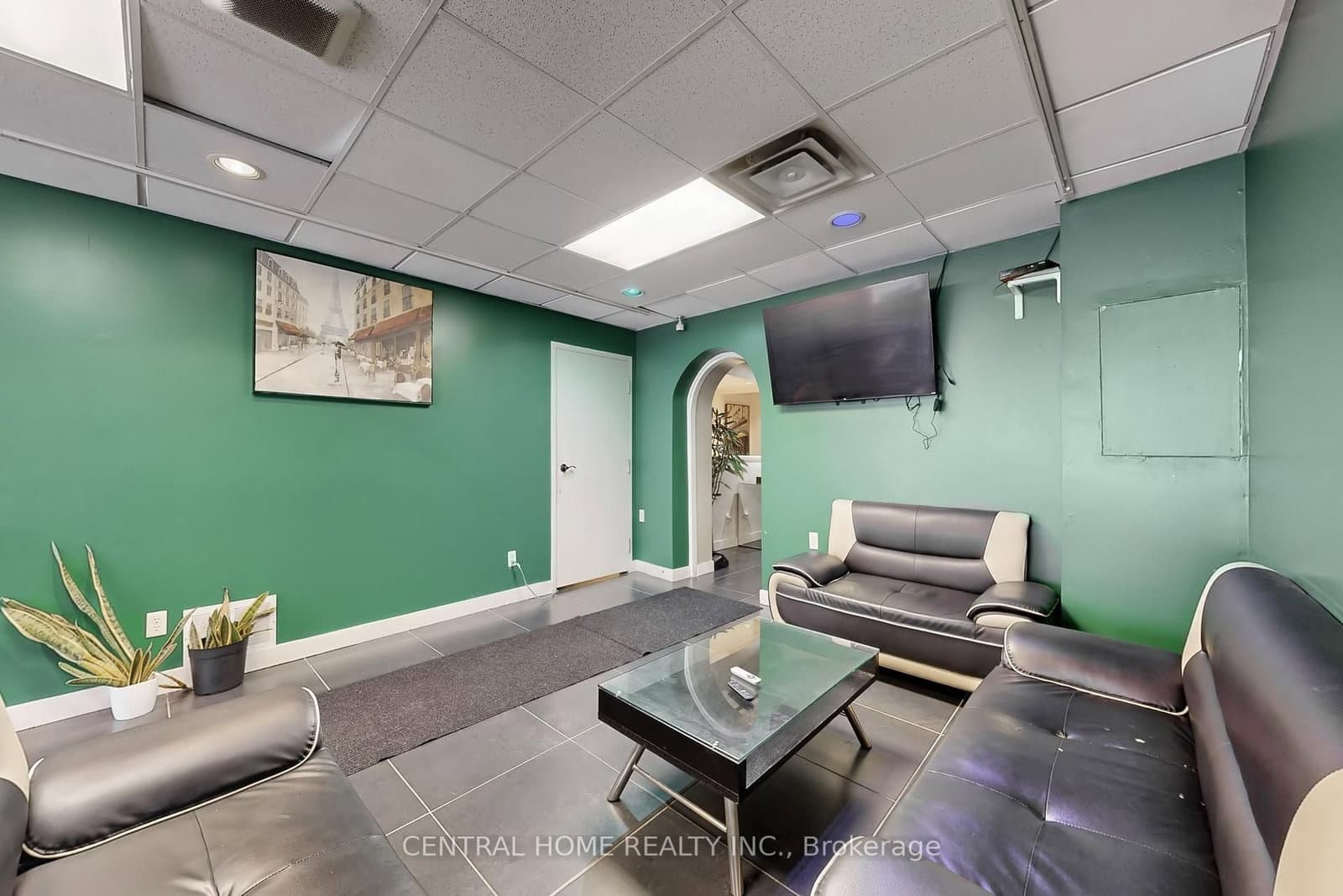 15231 Yonge Street thumbnail 15