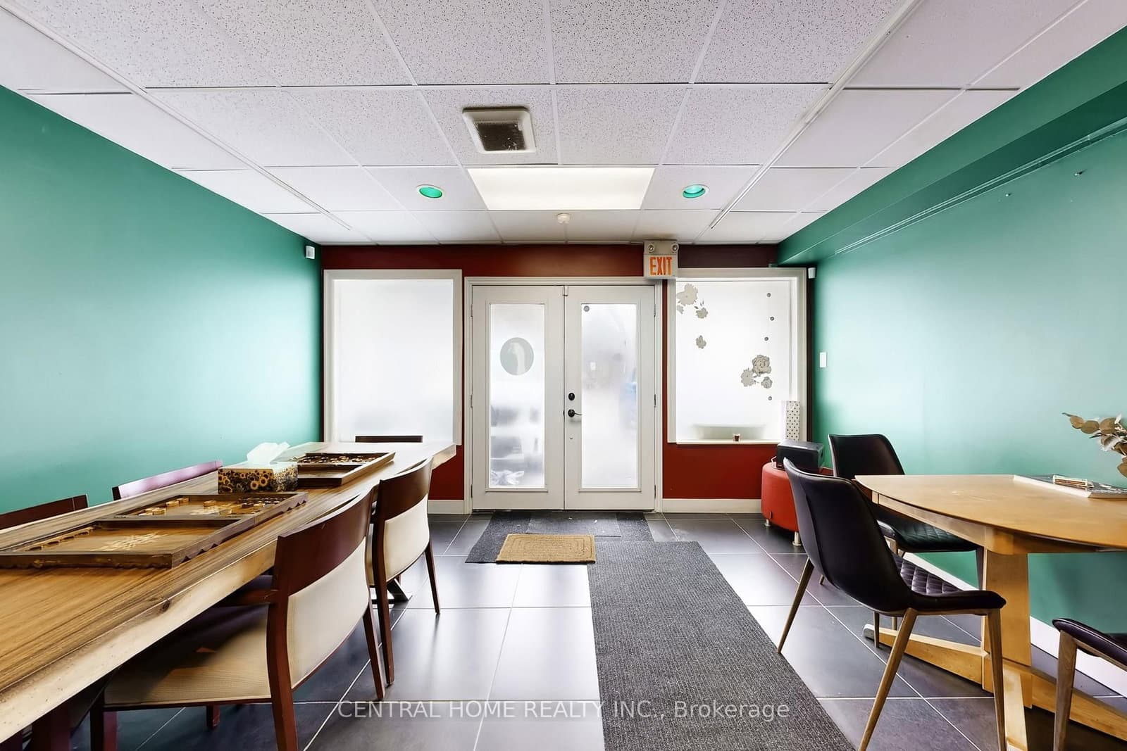 15231 Yonge Street thumbnail 20