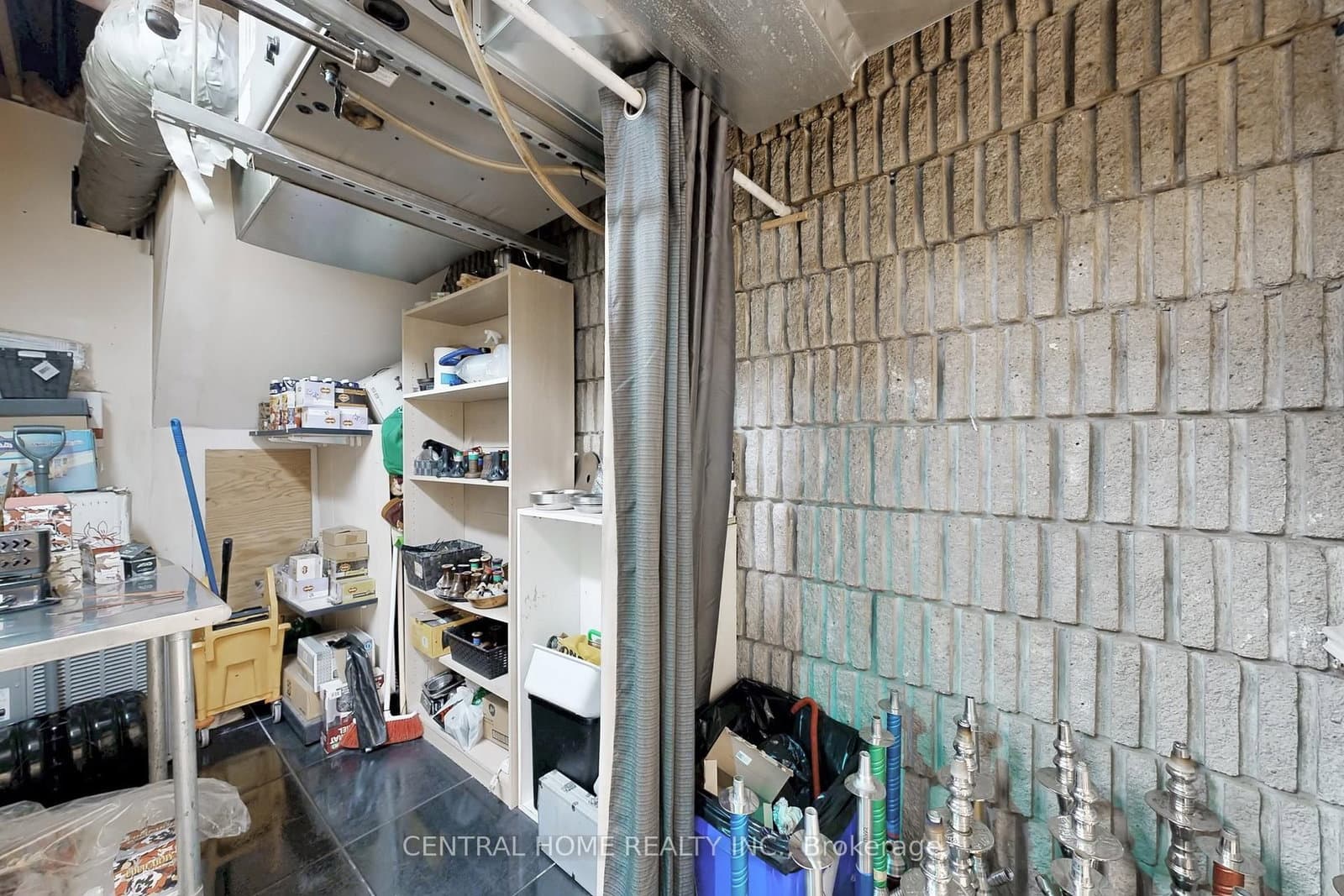 15231 Yonge Street thumbnail 40