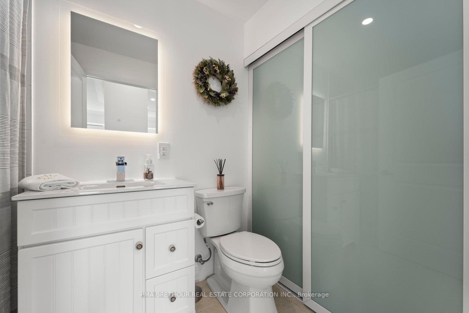 7730 Kipling Avenue, Unit 902 thumbnail 10