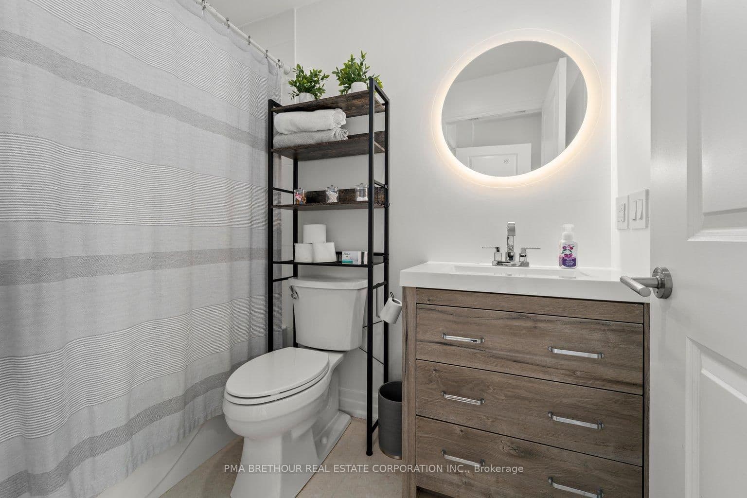 7730 Kipling Avenue, Unit 902 thumbnail 8