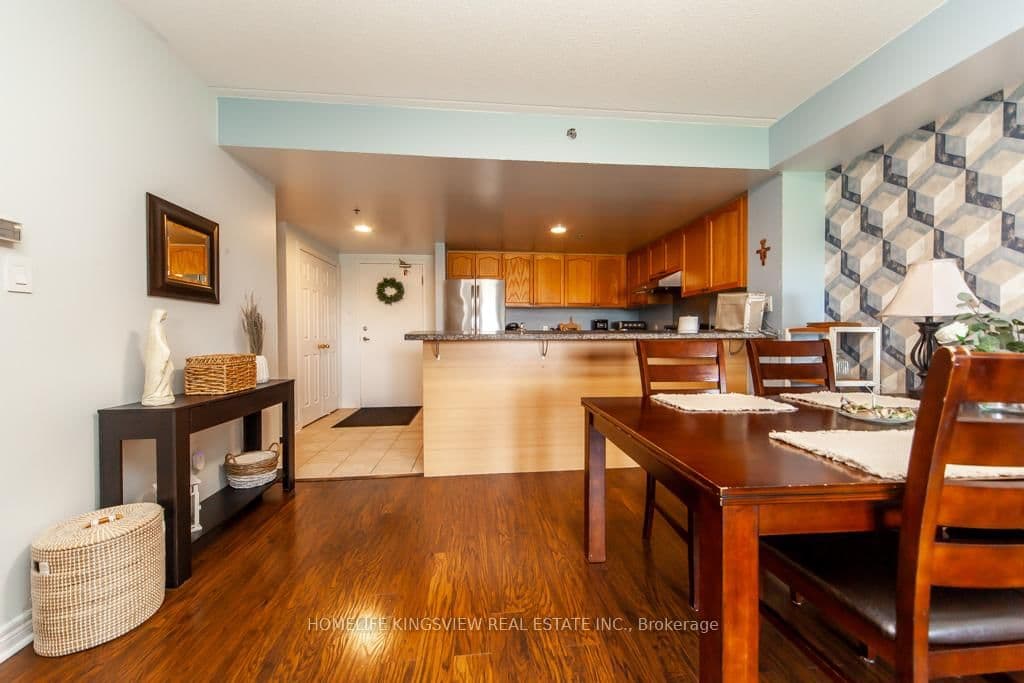 7428 Markham Road, Unit 301 thumbnail 11