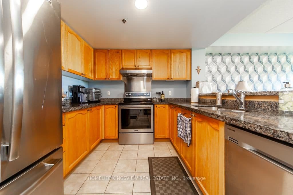 7428 Markham Road, Unit 301 thumbnail 13